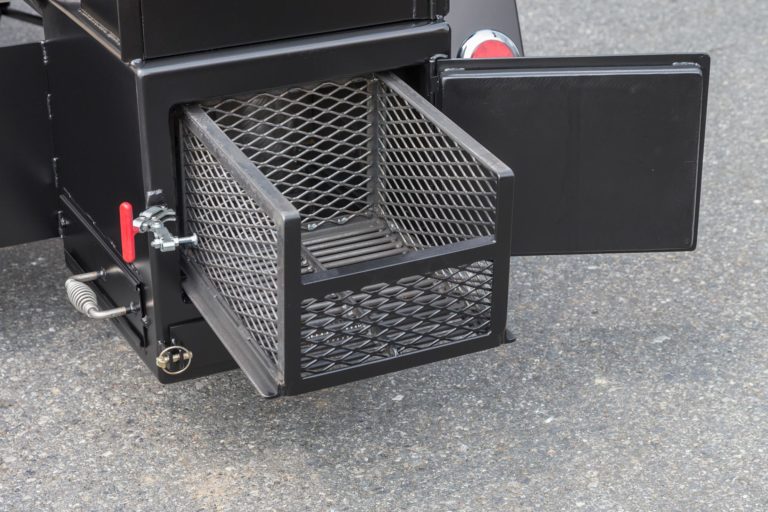 https://mdbbqservices.com/wp-content/uploads/2022/03/Meadow_Creek_Tank_Smoker_Charcoal_Slideout_Basket-768x512.jpg