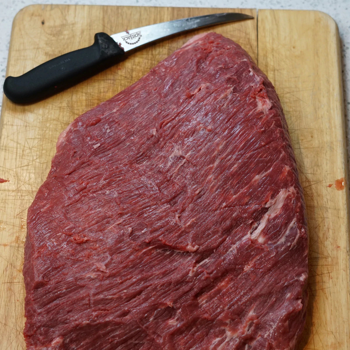 https://mdbbqservices.com/wp-content/uploads/2022/05/SpitJack_6_Inch_Meat_Trimming_and_Boning_Knife_02.jpg